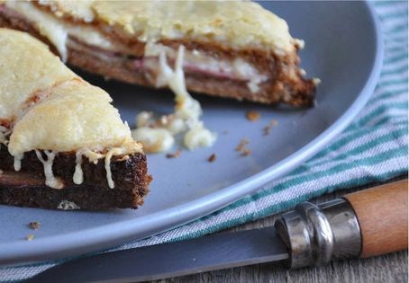 "Prince of Paris" grilled cheese sandwich with side salad (Croque monsieur au jambon de Paris)