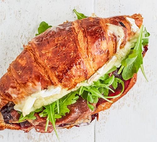 Prosciutto, cranberry & Brie croissants