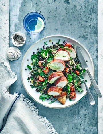 Prosciutto-wrapped chicken breast with Puy lentils