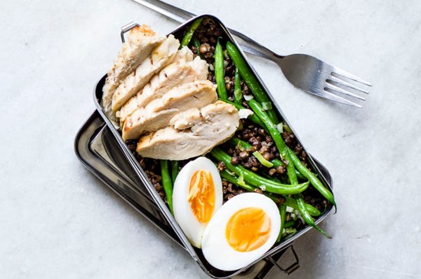 Protein-rich lunch box