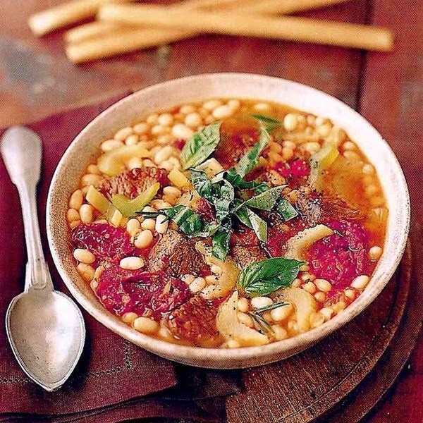 Provençal-style beef and bean soup