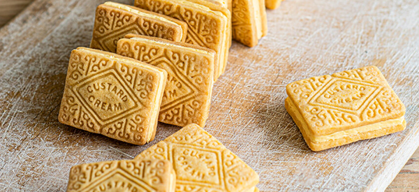 Prue's custard creams