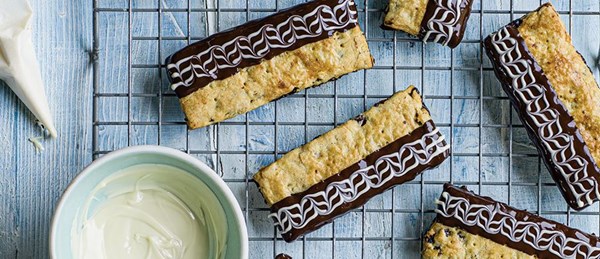 Prue's Garibaldi biscuits