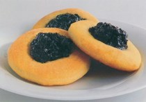 Prune-filled buns (Kolache)