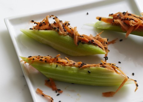 Pseudo satay celery sticks