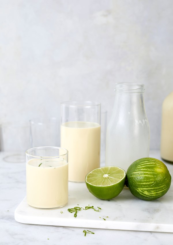Puerto Rican cococnut rum punch (Coquito)