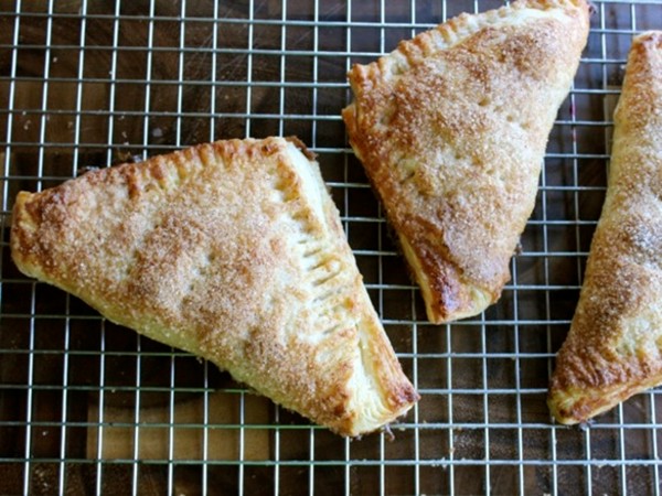 Puff pastry apple turnovers
