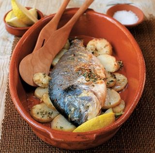 Pugliese baked bream (Orata alla Pugliese)