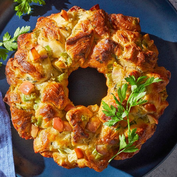 Pull-apart stuffing ring