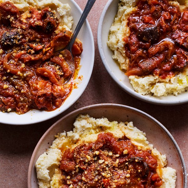 Pulled aubergine ragu with hummus mashed potato