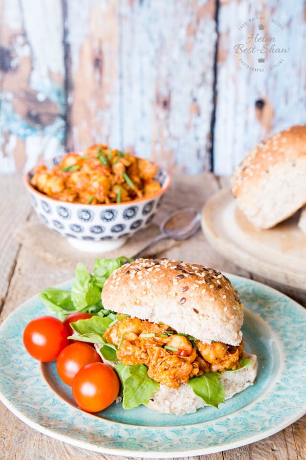 Pulled chicken and chickpea sloppy Joes