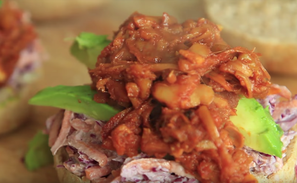 'Pulled pork' sandwich