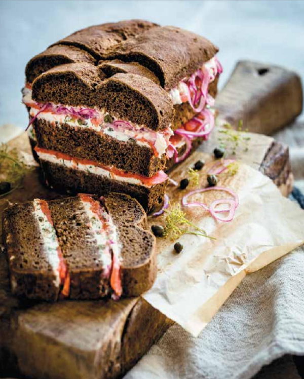 Pumpernickel (brown) bread 