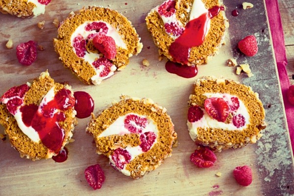 Pumpkin & walnut roulade
