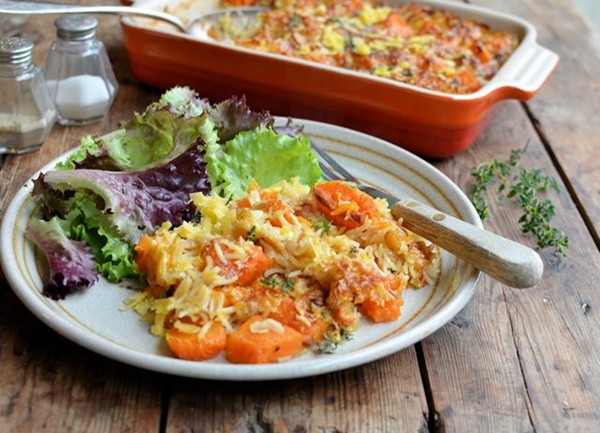 Pumpkin, almond and cheese rice bake
