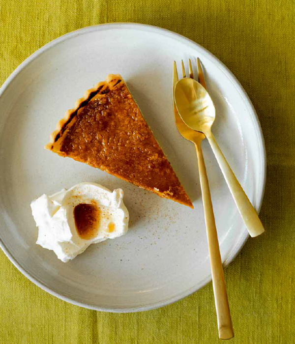 Pumpkin and bourbon brûlée tart