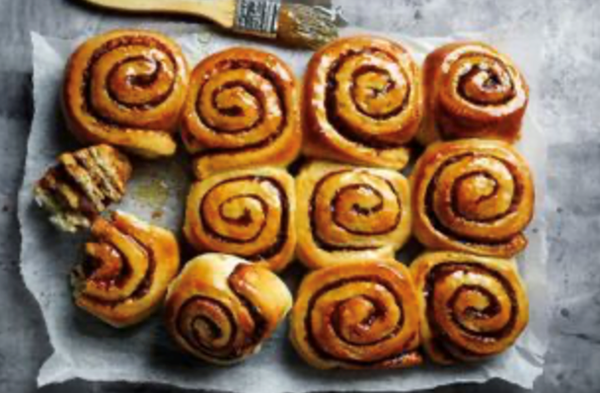 Pumpkin and brown sugar scrolls [Carina la Delfa]