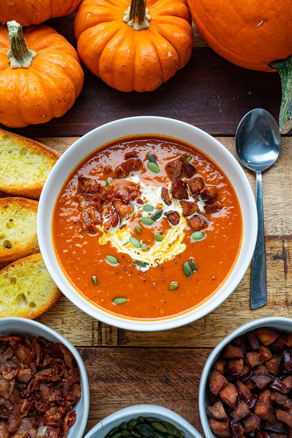 Pumpkin and red pepper soup