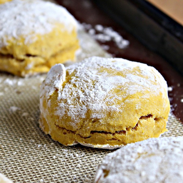Pumpkin biscuits with cranberry curd