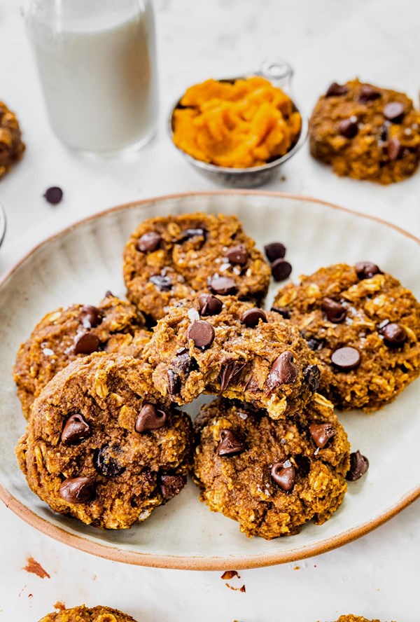 Pumpkin breakfast cookies