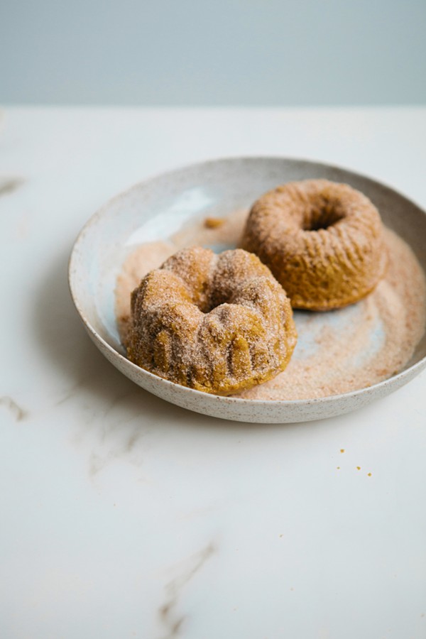 Pumpkin brown-butter cakes