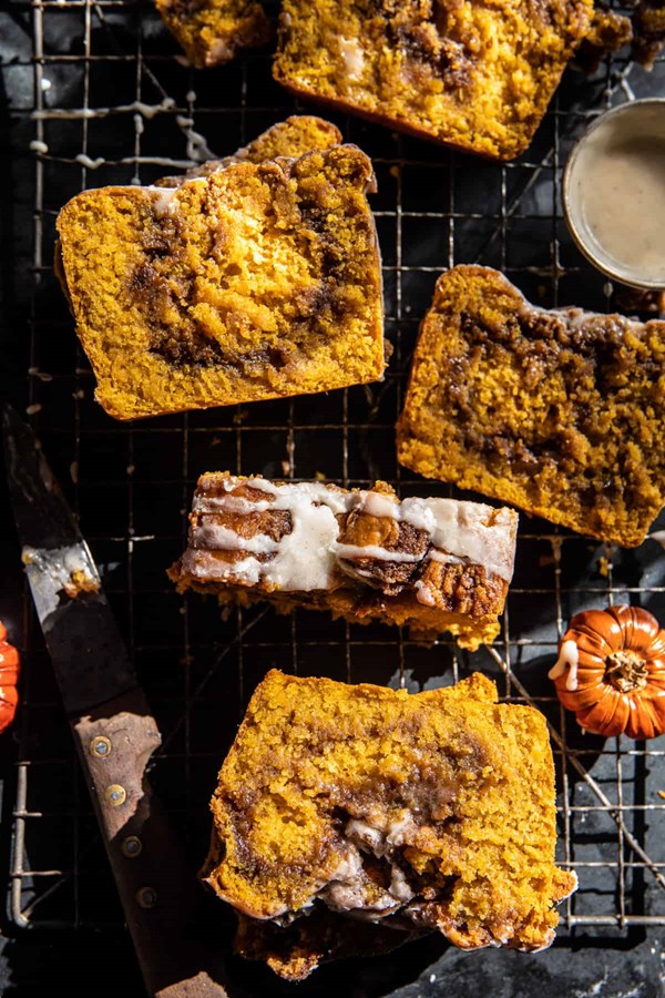 Pumpkin butter cinnamon roll bread