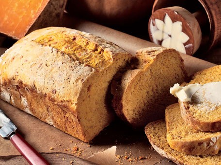 Pumpkin cheese bread