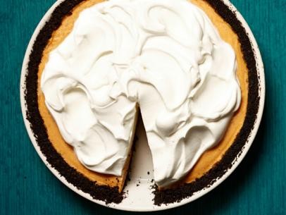 Pumpkin-chocolate chiffon pie