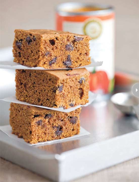 Pumpkin chocolate chip blondies
