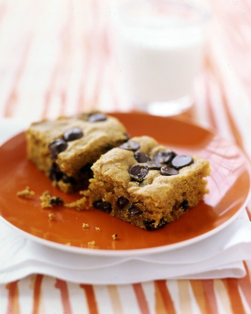 Pumpkin chocolate-chip squares