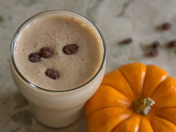 Pumpkin-coffee milkshake