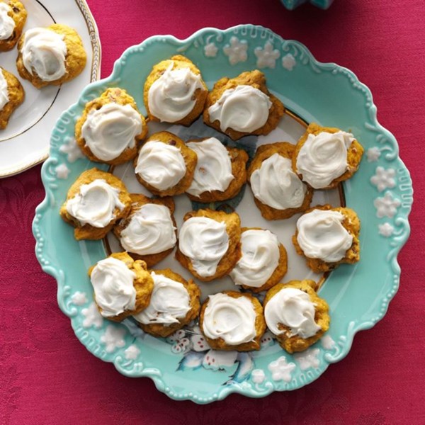 Pumpkin cookies with penuche frosting
