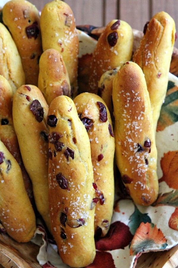 Pumpkin-cranberry breadsticks