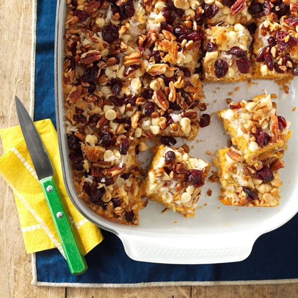 Pumpkin delight magic bars