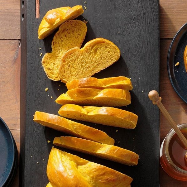 Pumpkin egg braid