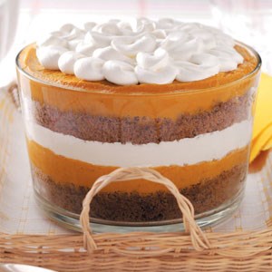 Pumpkin gingerbread trifle 