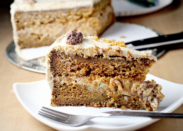Pumpkin layer cake with butterscotch filling and brown sugar icing