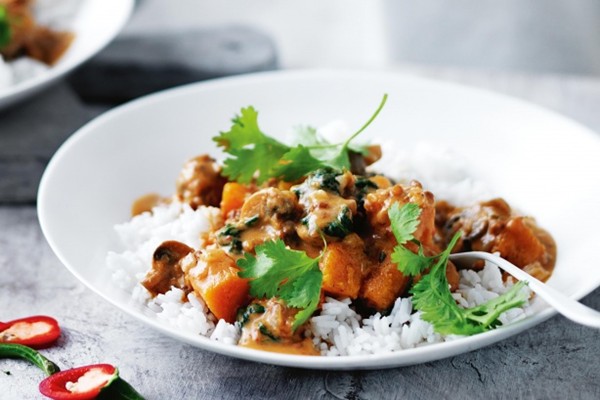 Pumpkin, lentil & mushroom curry