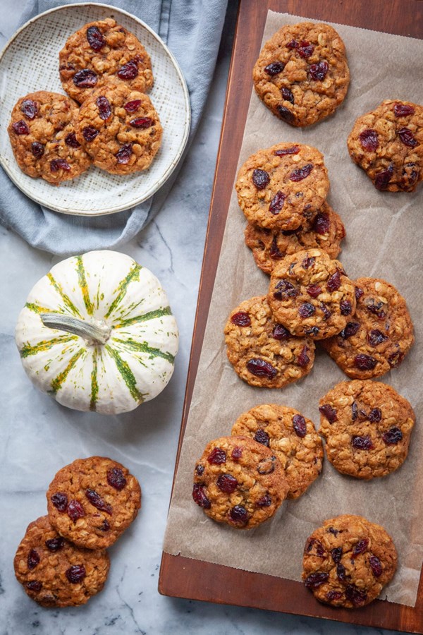 Pumpkin oatmeal cranberry cookies