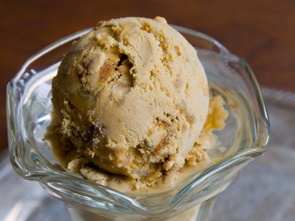 Pumpkin pie ice cream