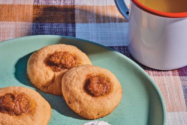 Pumpkin pie thumbprints