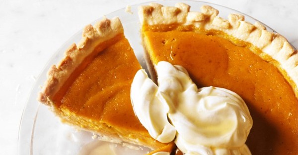 Pumpkin pie with maple cream