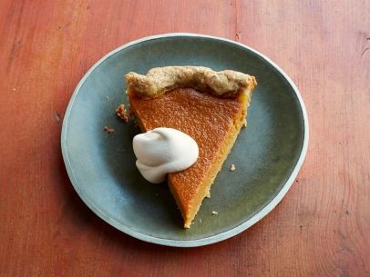 Pumpkin pie with spiced crust