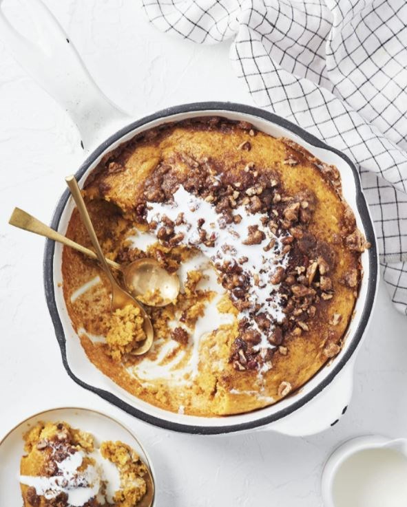 Pumpkin skillet crumble