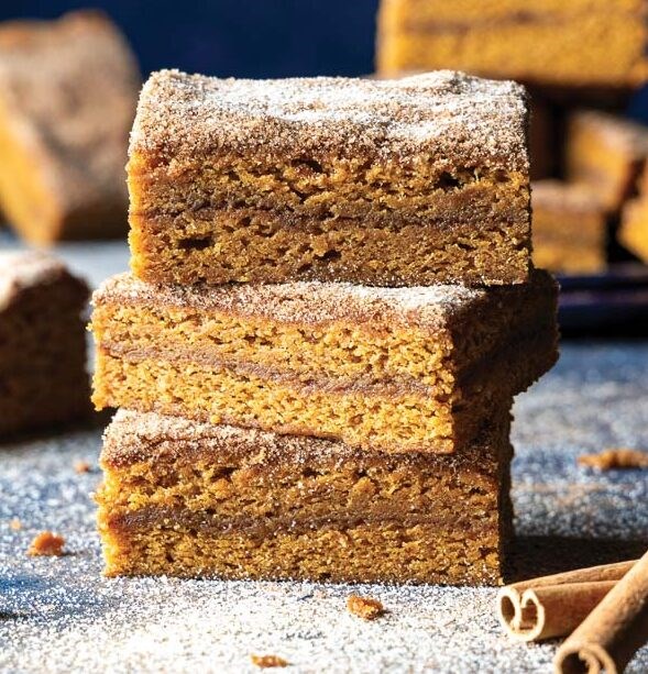 Pumpkin snickerdoodle bars