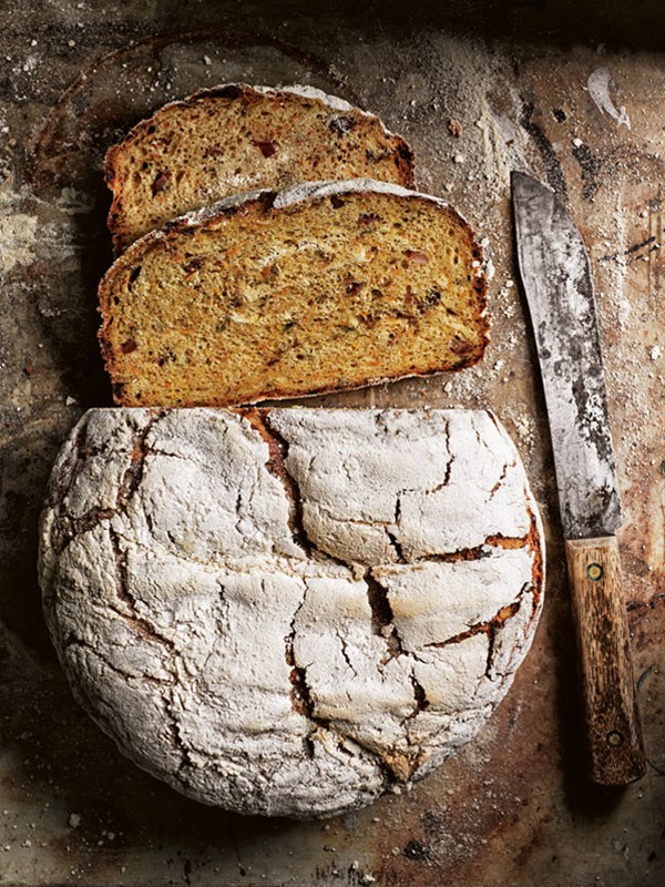 Pumpkin, speck and fennel no-knead loaf