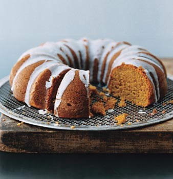 Pumpkin spice bundt cake with buttermilk icing