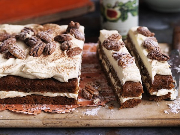 Pumpkin spice cake with maple frosting