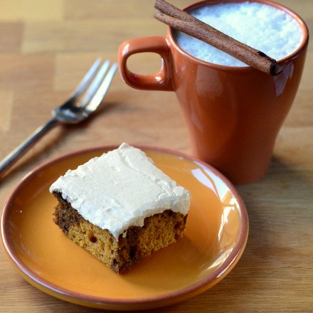 Pumpkin spice latte cake with cinnamon frosting