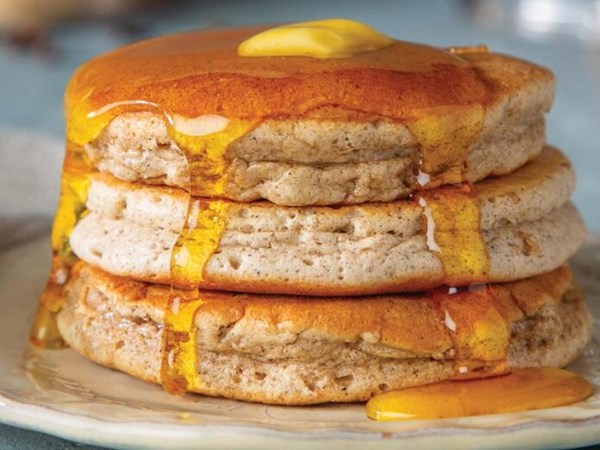 Pumpkin spice soufflé pancakes [pumpkin spice mix]